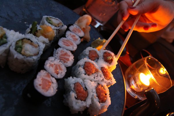 Необычные роллы и суши