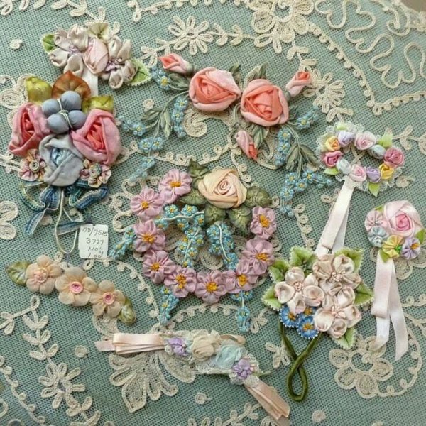 Старинная вышивка лентами