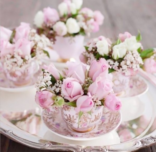 Цветы в кружке