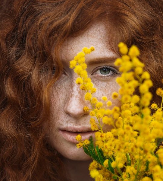 Портрет в цветах