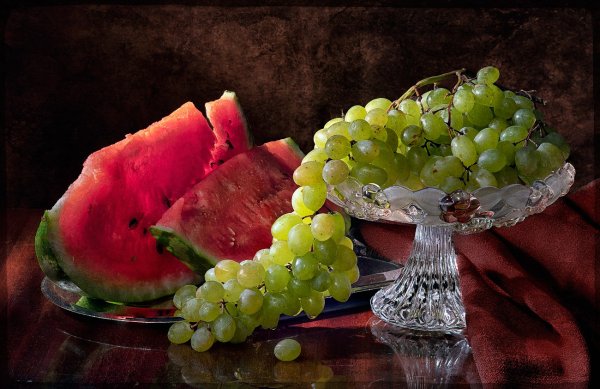 Натюрморт с дыней и виноградом