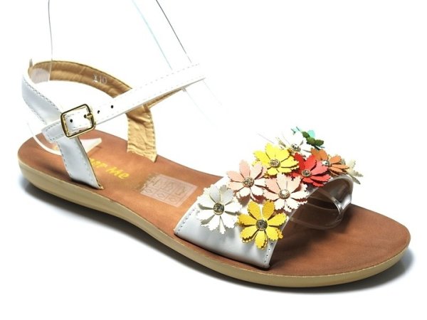 Босоножки детские с цветочками