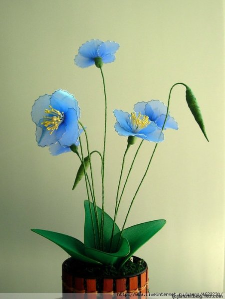 Цветы из капрона