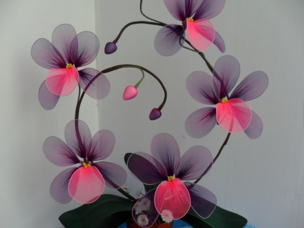 Цветы из капрона