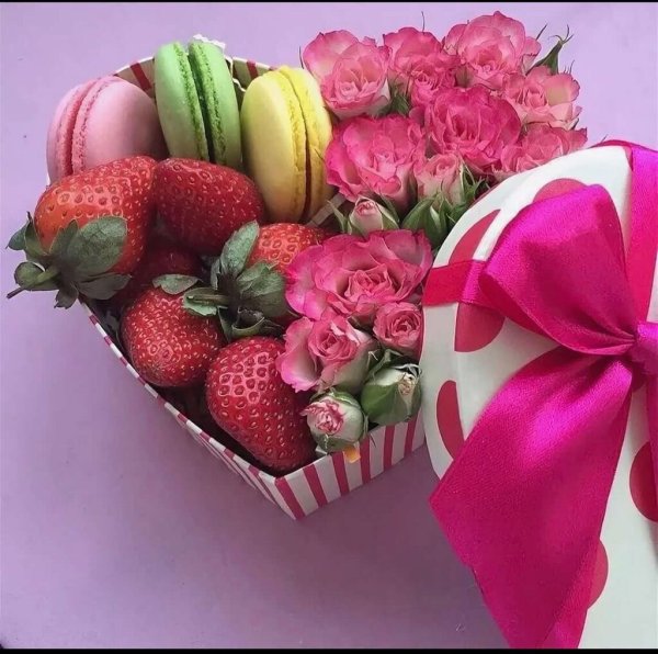 Цветы и сладости