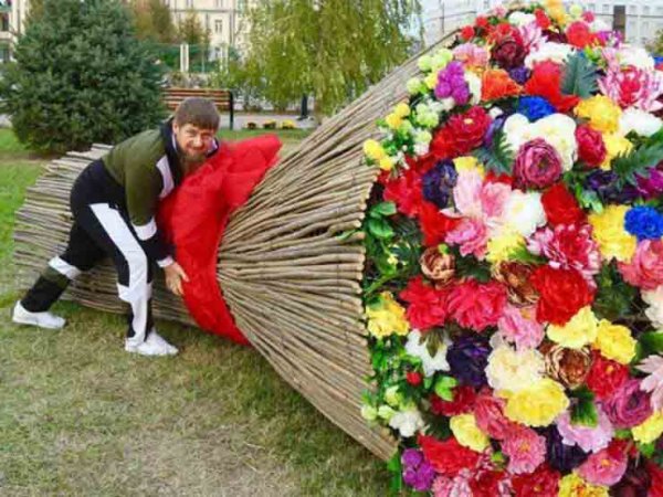 Гигантский букет цветов