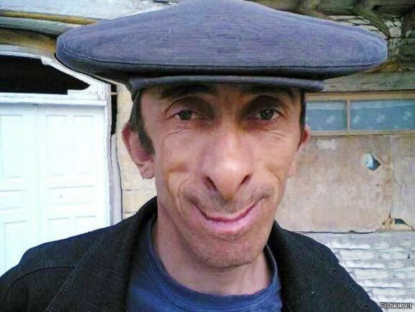 Красивые губы Кавказ парни