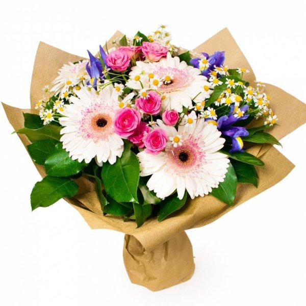 Букет с ирисами и герберами