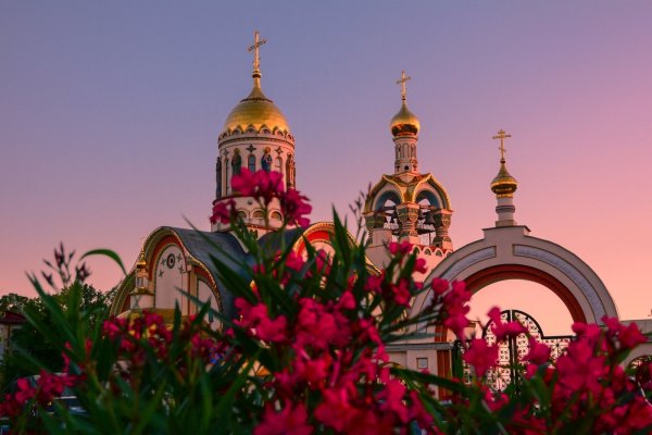 Красивая Церковь