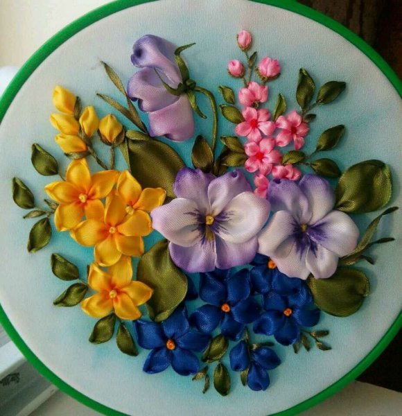 Вышивка лентами Людмила Останина