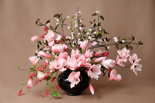 Изысканные цветочные композиции