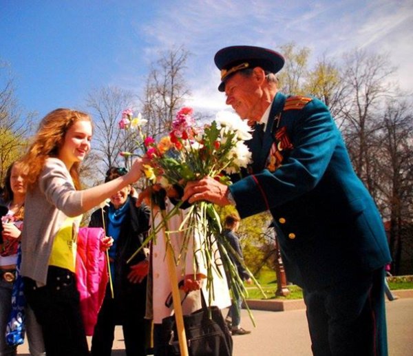 Букет цветов для ветеранов