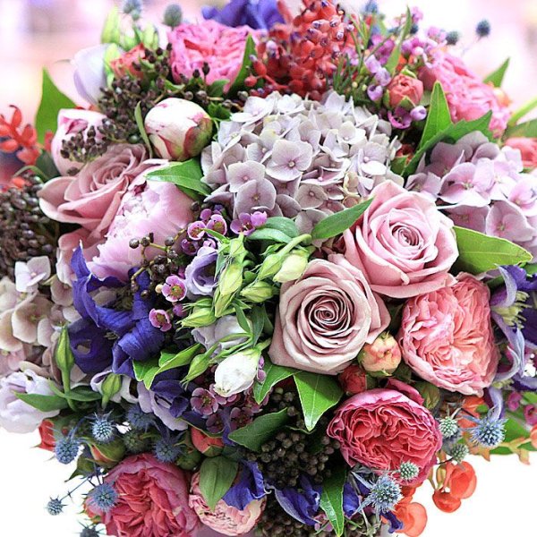 Яркий букет