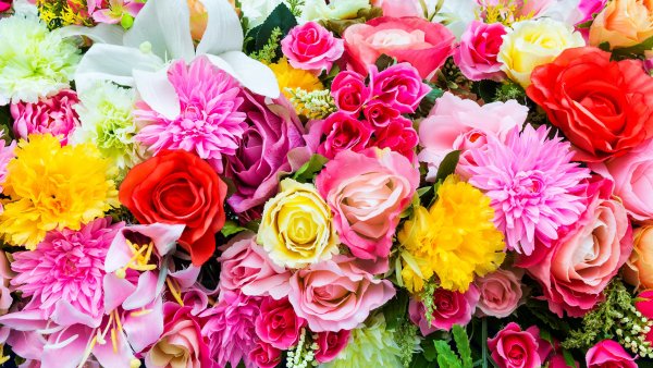 Роскошный букет цветов