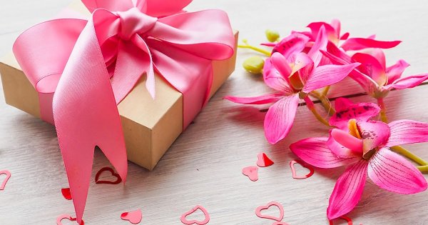 Поздравления с днём рождения Елене