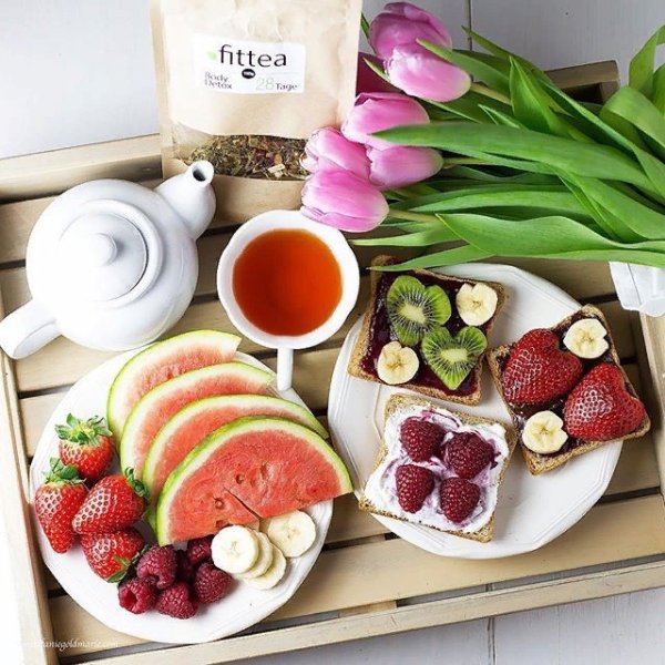 Завтрак и цветы