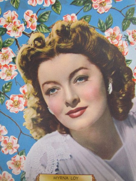 Девушка с цветами