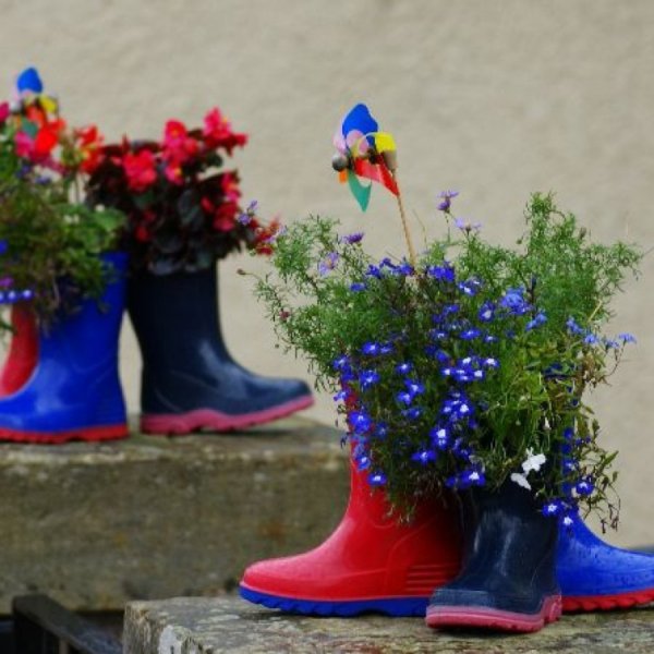 Походный ботинок с цветами