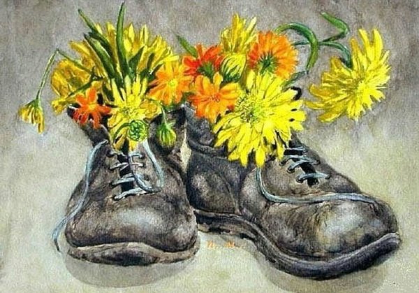Цветы в ботинках