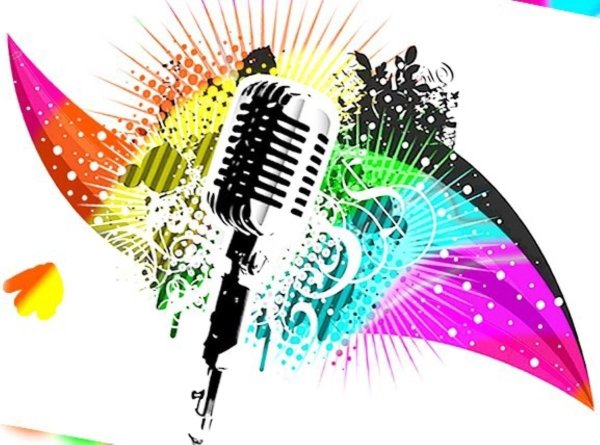 Микрофон на темном фоне