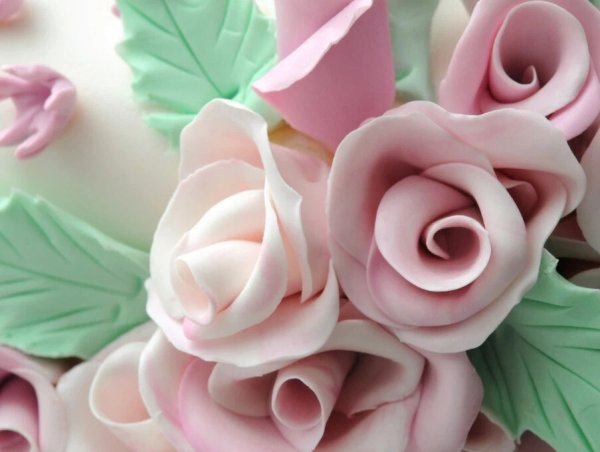 Цветы из мастики