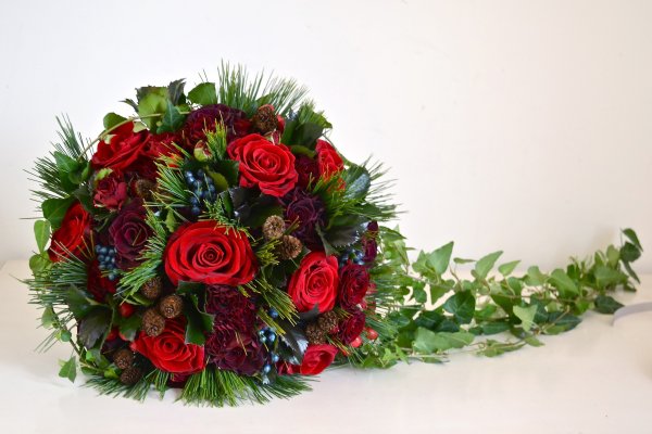 Красная Цветочная композиция
