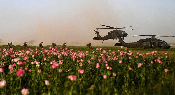 Фотосессия в стиле военных лет