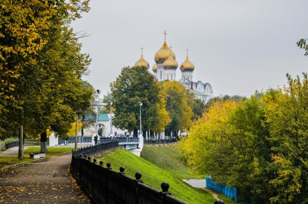 Ярославль весной стрелка