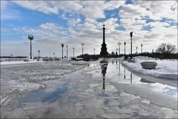 Волжская набережная Ярославль зима