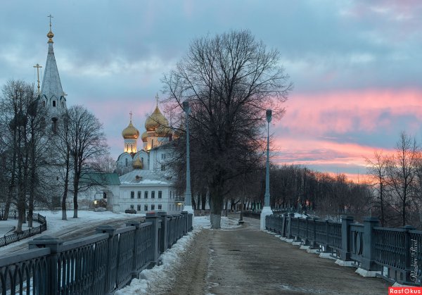 Стрелка Волги и Которосли Ярославль