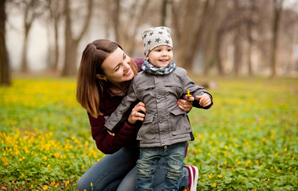 Дети на прогулке