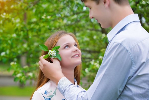 Весенняя любовь