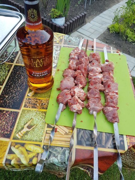 Шашлык на мангале