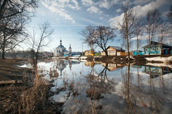 Деревенский дом пейзаж