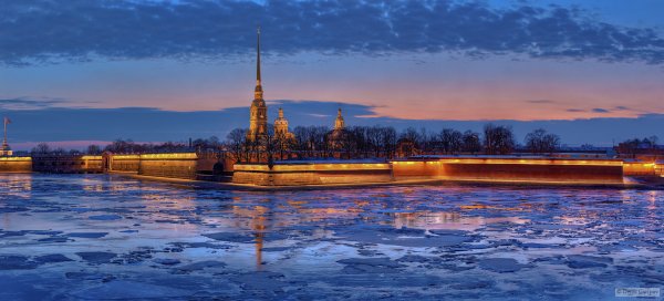 Март река Нева Петропавловка