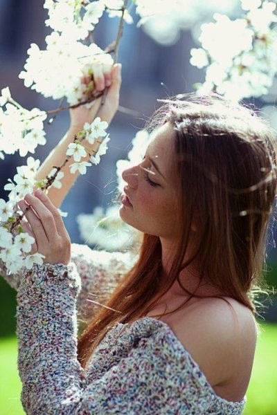 Девушка весной