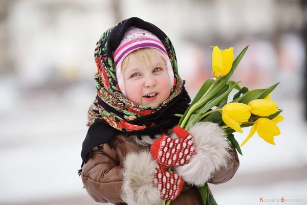 С праздником весны