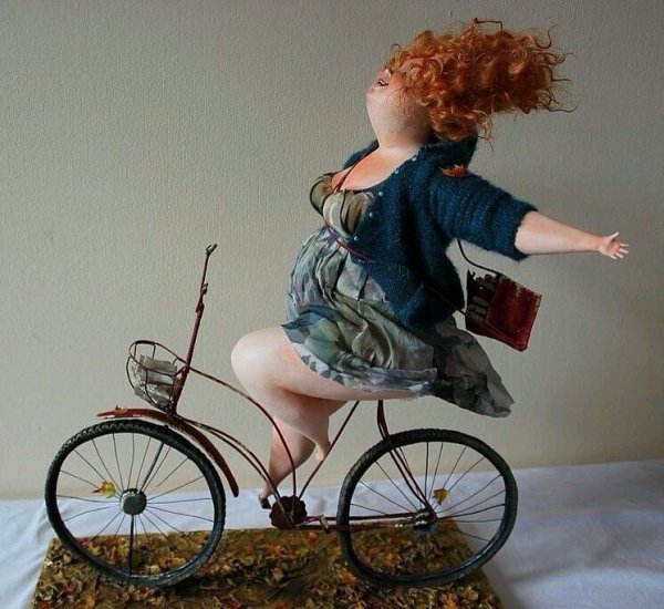 Весной покрашусь в рыжий цвет одену кофту крупной вязки