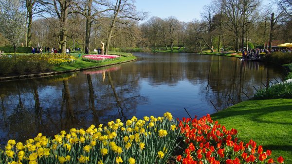 Парк «Кекенхоф» (Keukenhof) летом