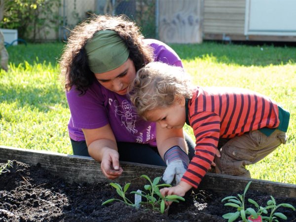 Дети на субботнике
