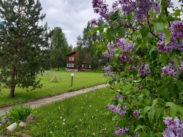 Красивая дача