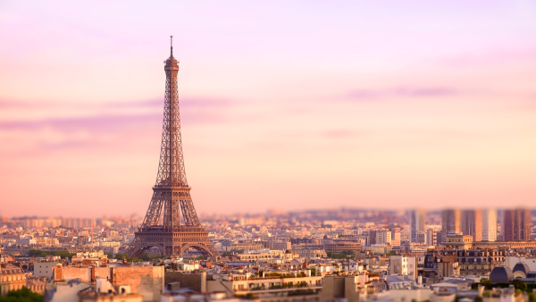 Весенние улицы Парижа