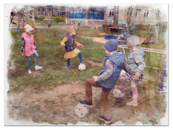 Дети на улице Весна