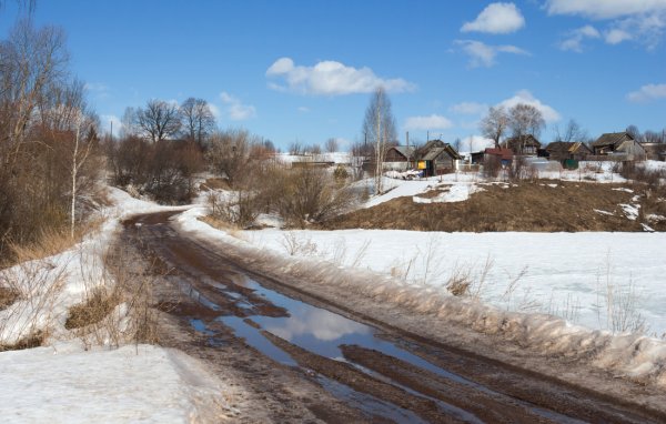 Весна в деревне