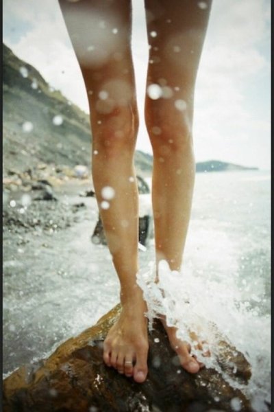 Весенние ножки девушек