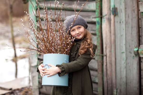 Фотосессия ранней весной на улице