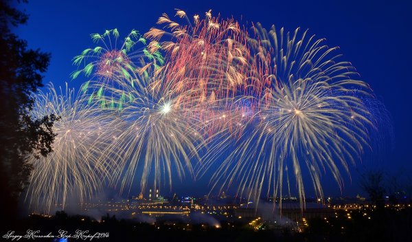 Салют 9 мая картинки