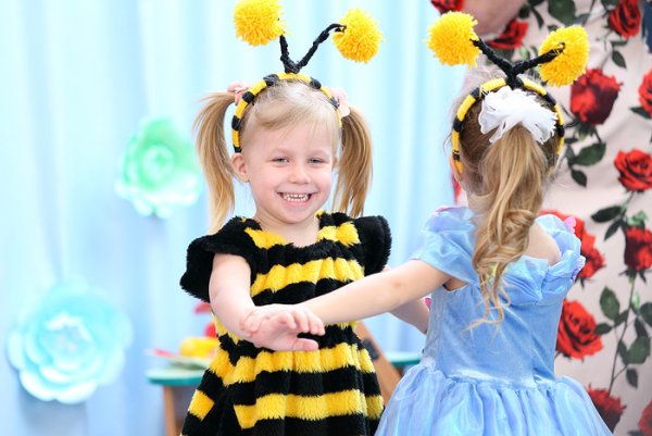 Украшение музыкального зала