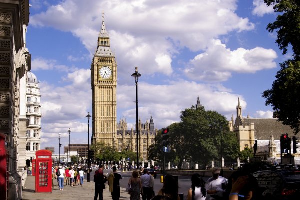 Весна в Лондоне на английском