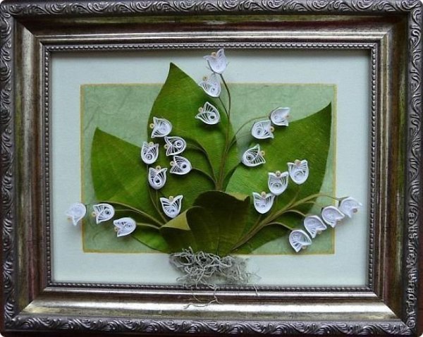 Панно на ветке